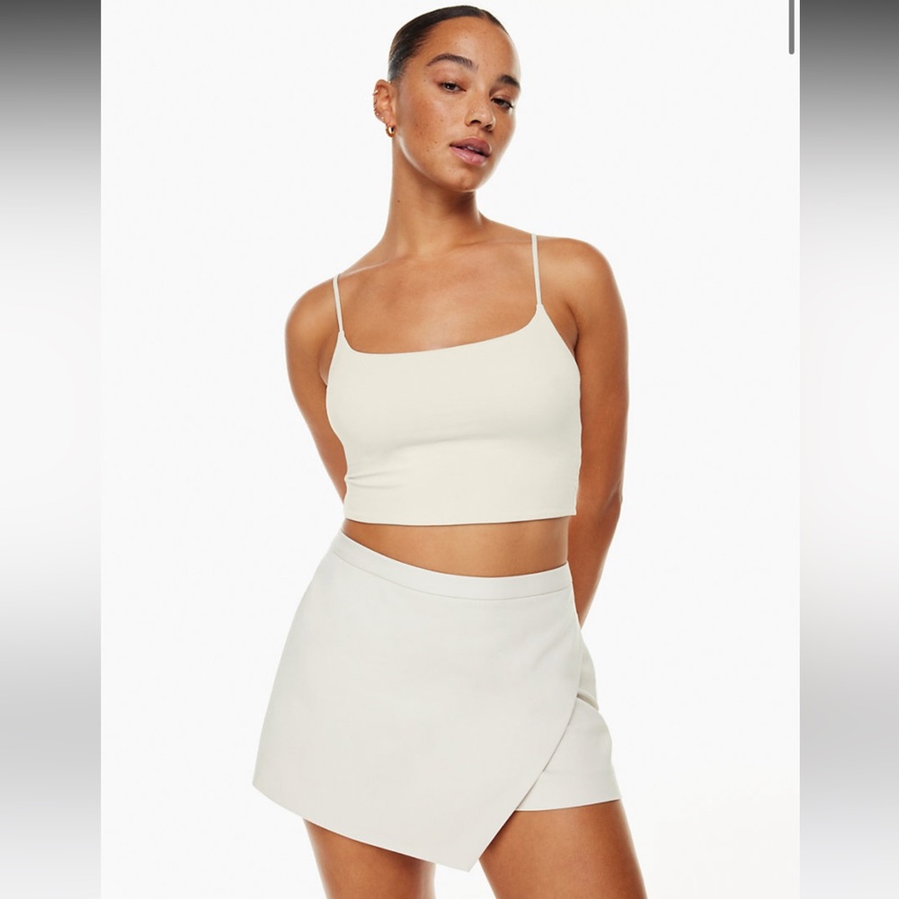 Aritzia Babaton Contour Spaghetti-Strap Cami Tank Top